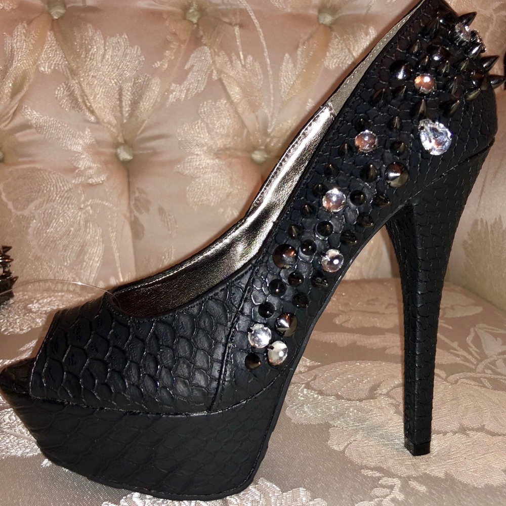 SPIKED/BEJEWELED SNAKESKIN PLATFORM PEEP TOE - Picture 3 of 8